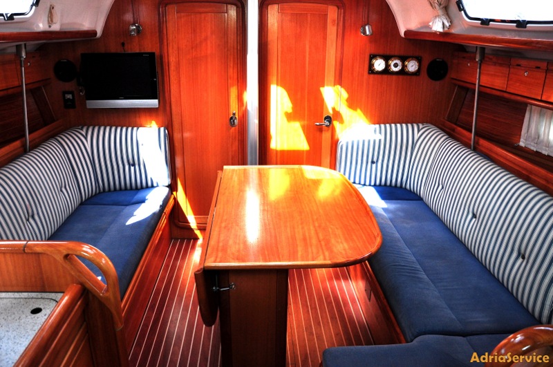 Photo #4 - Bavaria 38 Cruiser (Mid AS) in Izola - 32872