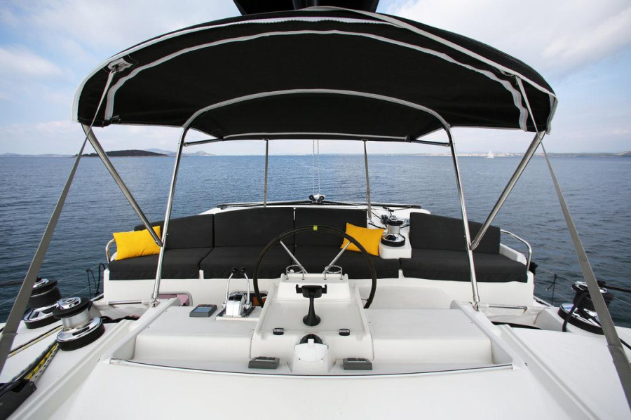Photo #8 - Lagoon 440 - 4 + 2 cab. (Unique) in Trogir - 32891