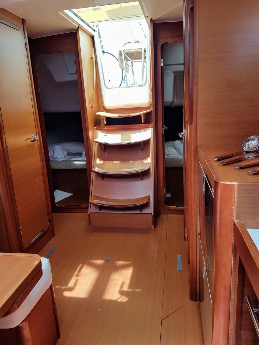 Photo #10 - Dufour 382 GL (Sun 382) in Athens - 32899