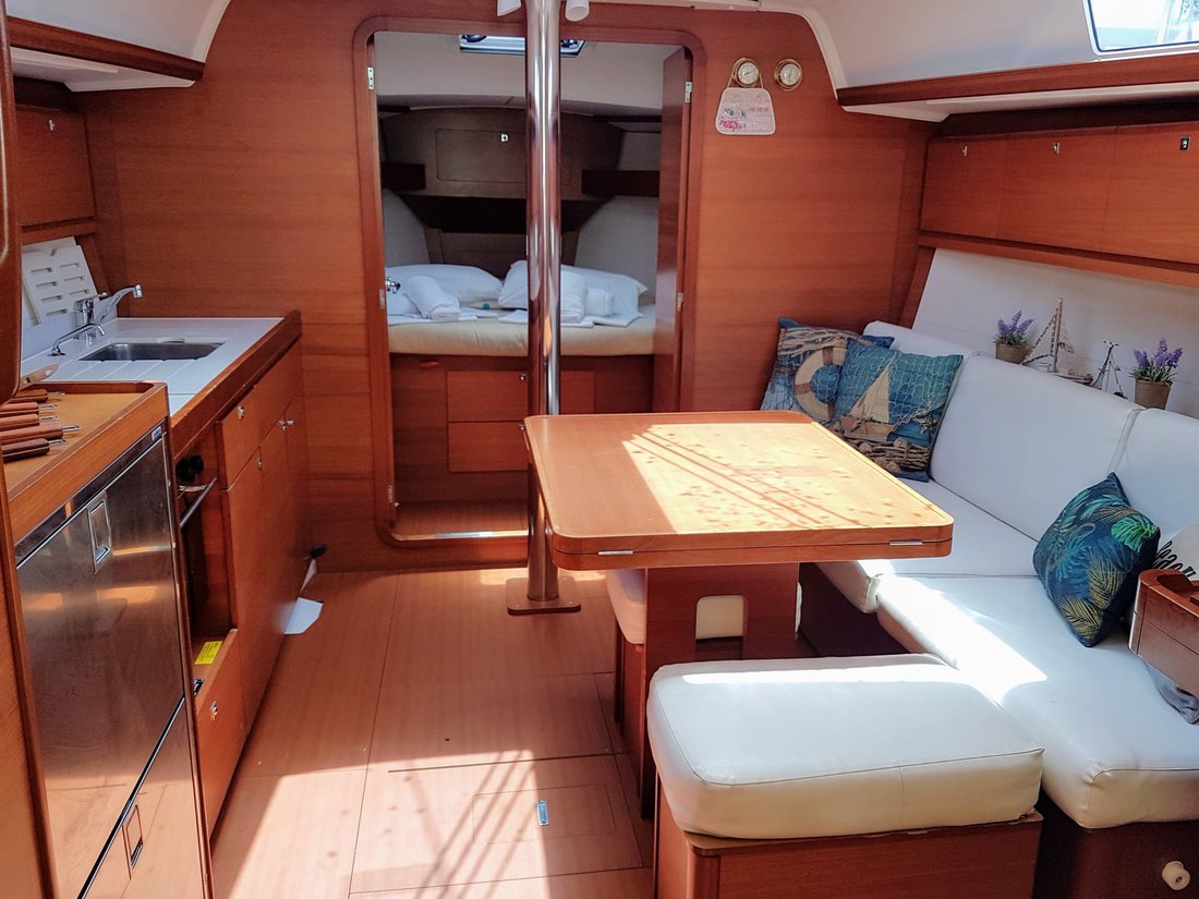 Photo #12 - Dufour 382 GL (Sun 382) in Athens - 32899
