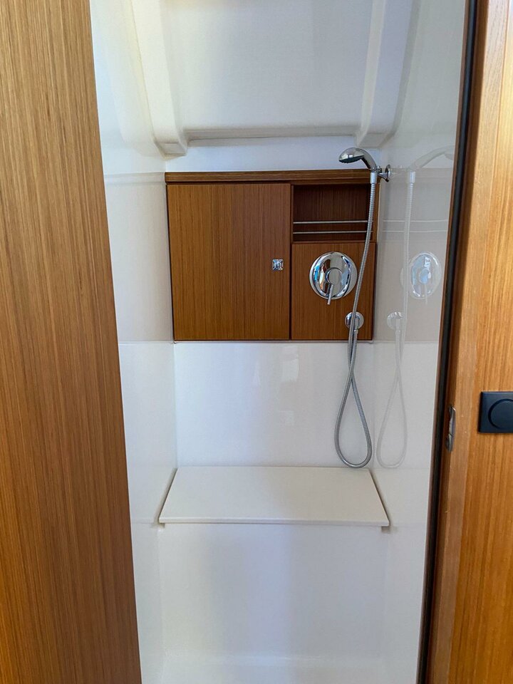 Photo #15 - Bavaria Cruiser 51 (Locura) en Vrsar - 32902
