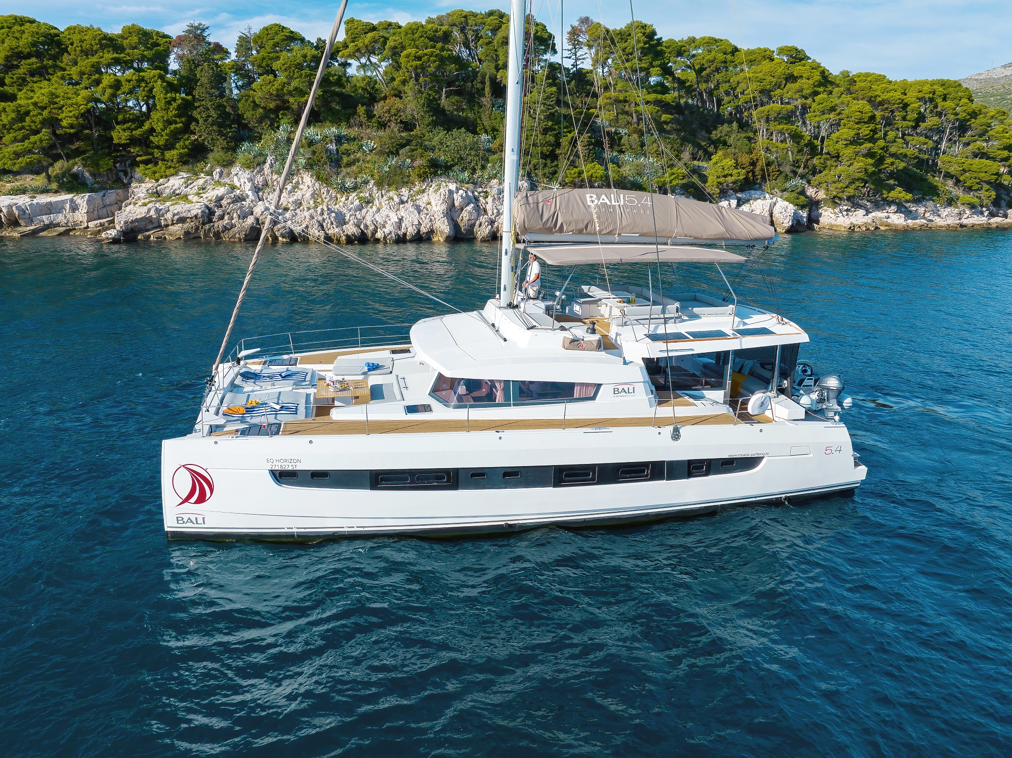 Photo #4 - Bali 5.4 - 5 cab. (EQ Horizon) in Dubrovnik - 32906