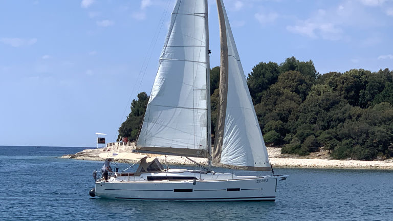 Photo #11 - Dufour 382 GL (Lotta) in Pula - 32925