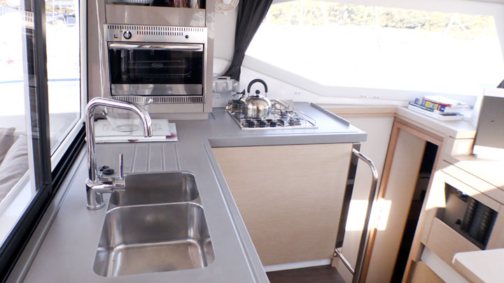 Photo #14 - Fountaine Pajot Lucia 40 - 4 cab. (Leon) en Rogoznica - 32934