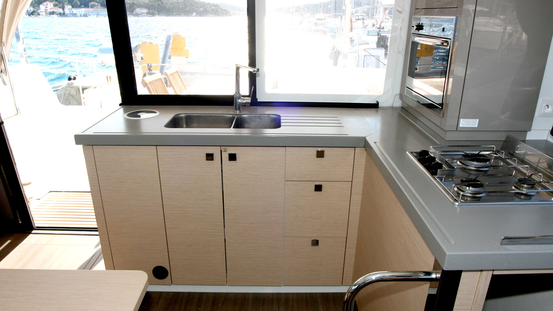 Photo #19 - Fountaine Pajot Lucia 40 - 4 cab. (Leon) en Rogoznica - 32934