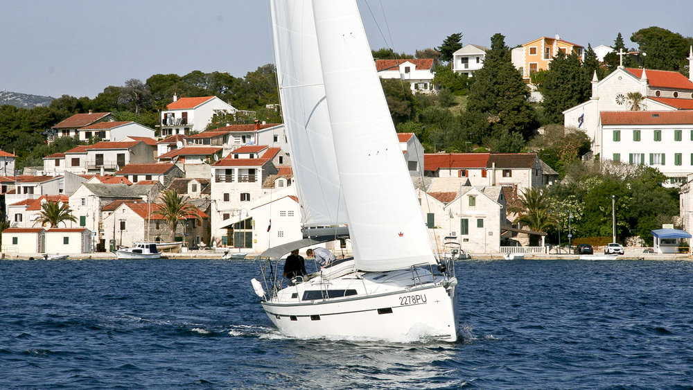 Photo #7 - Bavaria Cruiser 41 - 3 cab. (Maestral) in Rogoznica - 32935