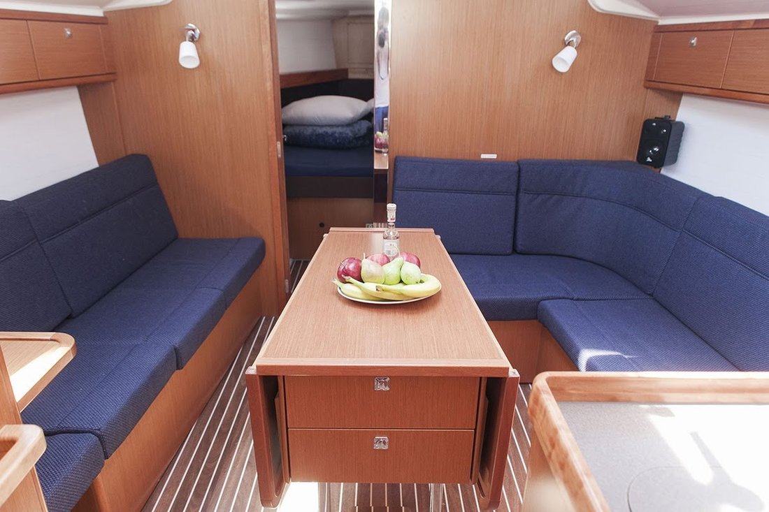 Photo #11 - Bavaria Cruiser 37 - 3 cab. (Lydia) in Kos - 32940
