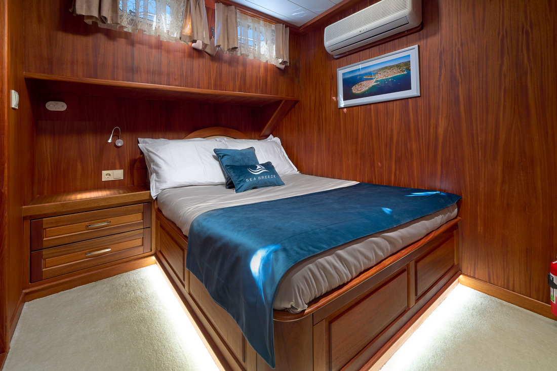Photo #25 - Sea Breeze (Sea Breeze) in Trogir - 32946