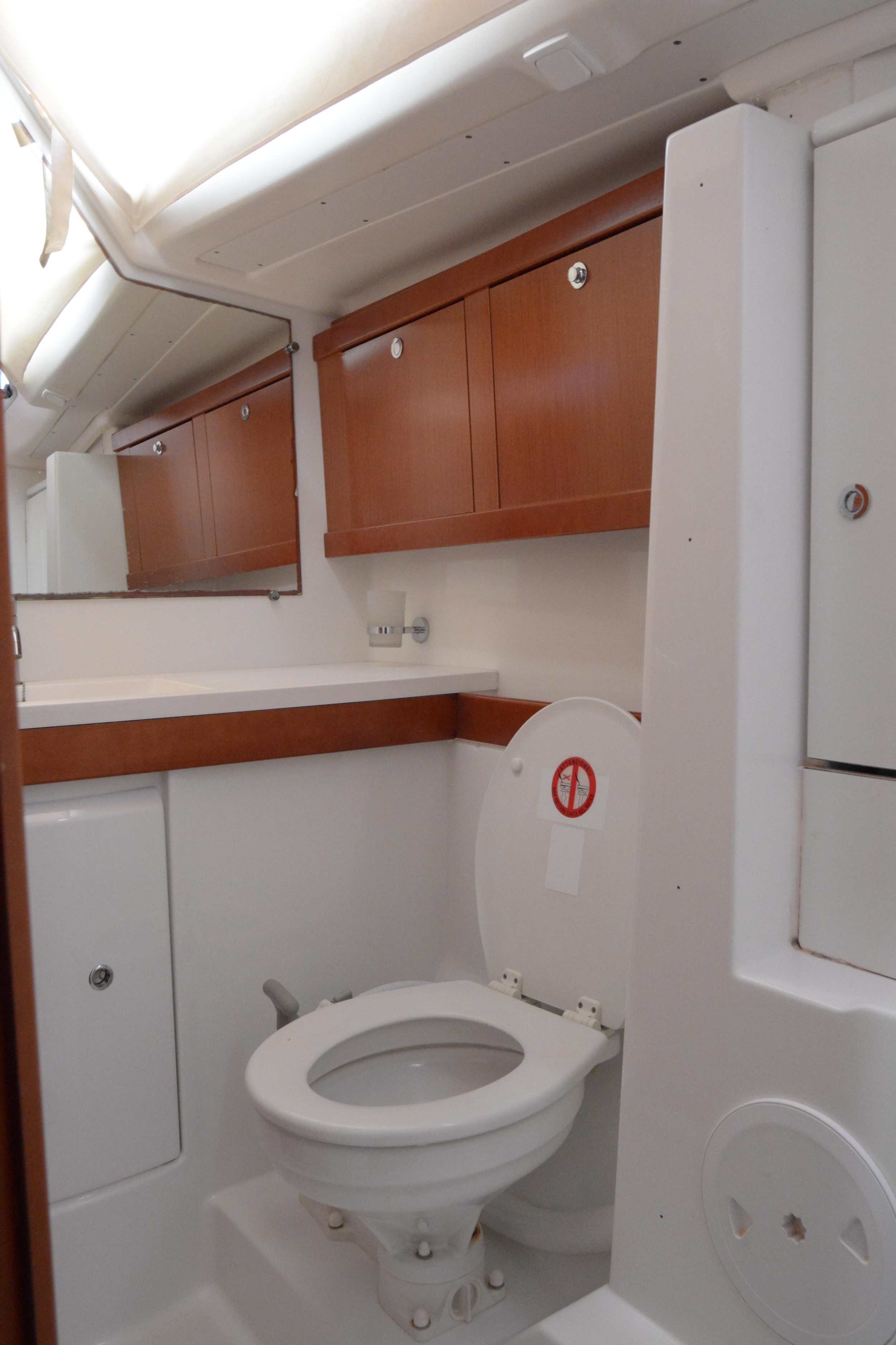 Photo #16 - Oceanis 46 - 4 cab. (Zoe) in Bari - 32977
