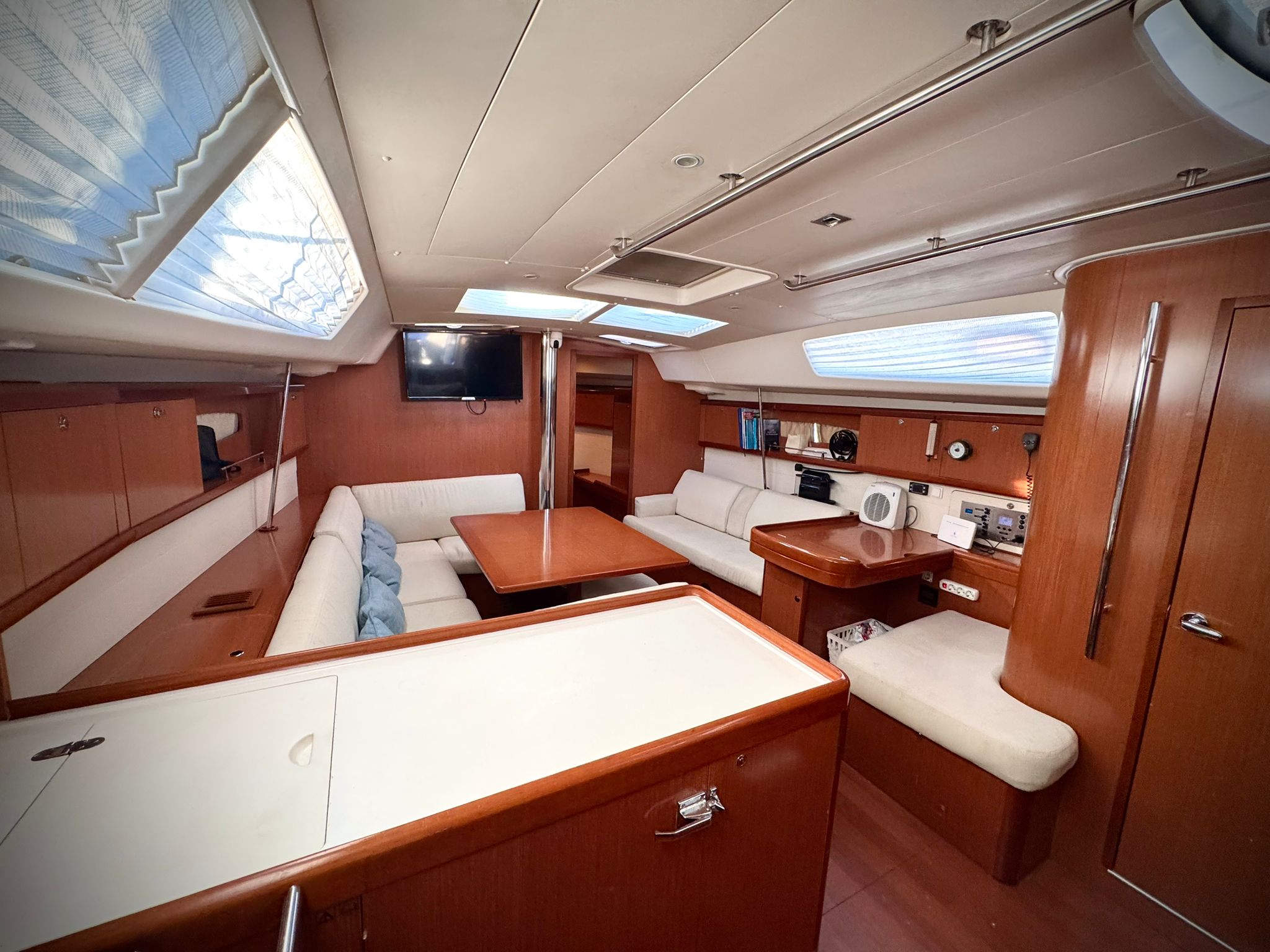 Photo #6 - Oceanis 46 - 3 cab. (Viento) in Fethiye - 33002