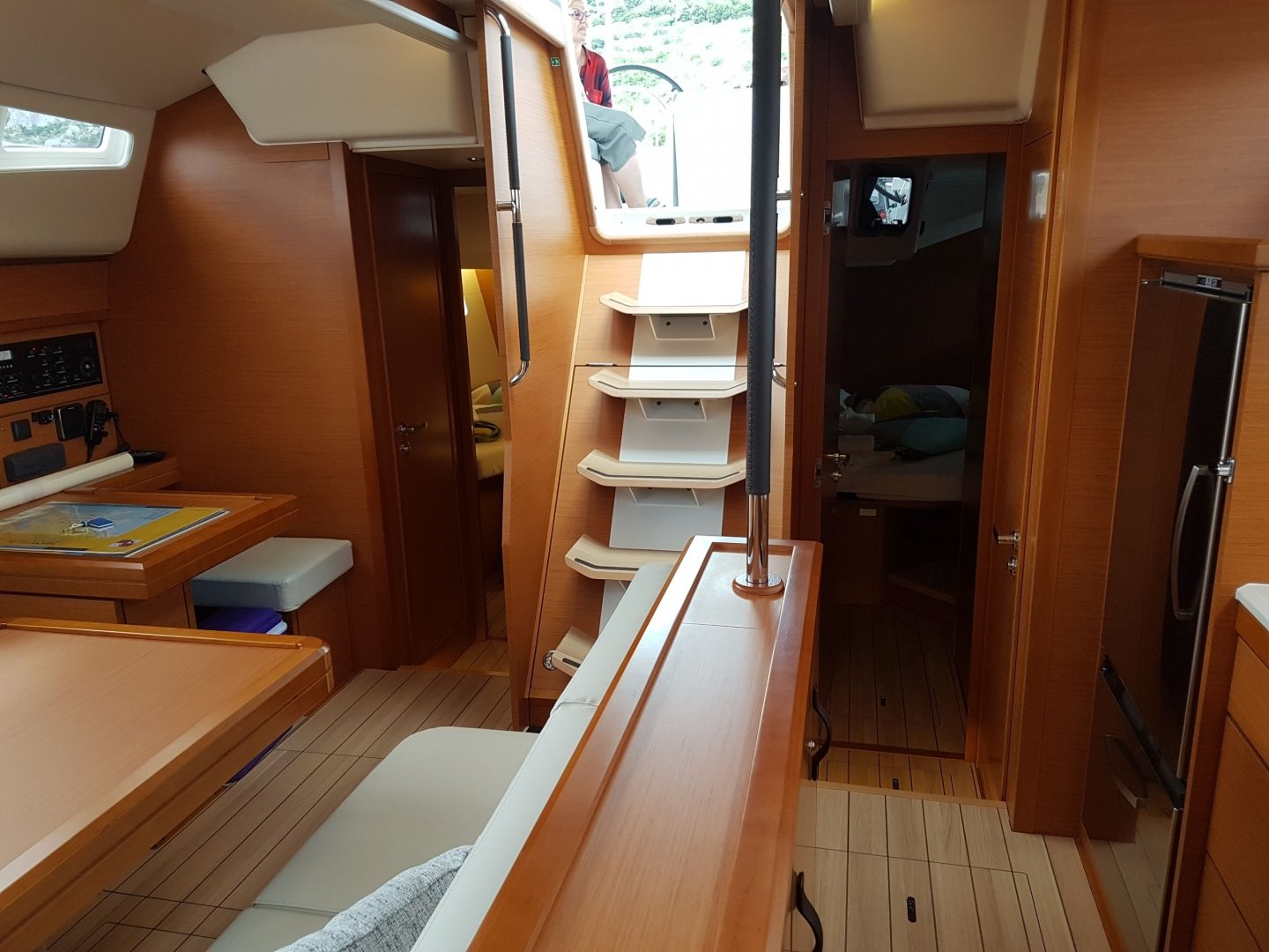 Photo #8 - Jeanneau 54 - 4 + 1 cab. (Blue Dream) in Pirovac - 33006