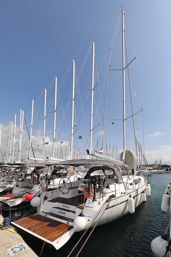 Photo #3 - Bavaria Cruiser 46 - 4 cab. (Apollon) in Murter - 33081