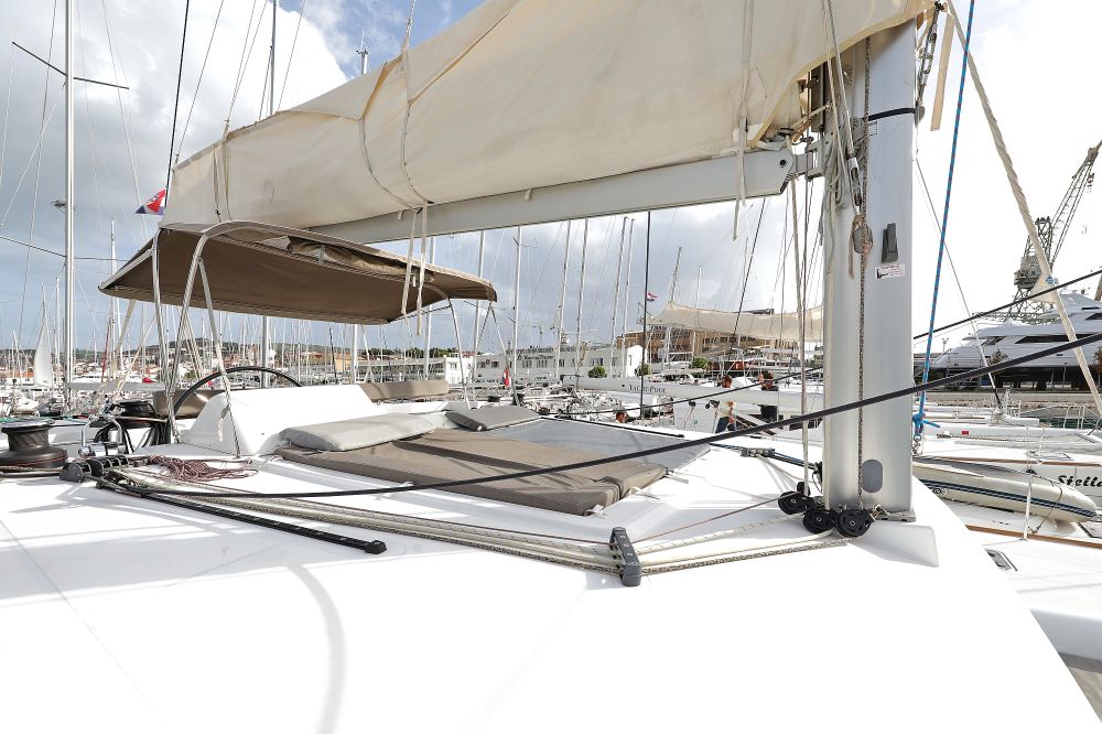 Photo #9 - Lagoon 450 F - 4 + 2 cab. (Lydia) in Trogir - 33095