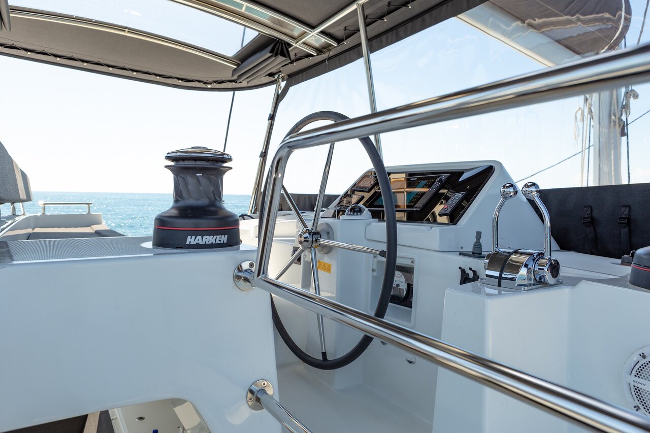 Photo #16 - Lagoon 450 - 4 + 2 cab. (Medousa) in Lavrion - 33120