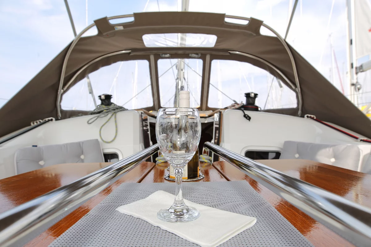 Sun Odyssey 349 (Polly Fun)  - 7
