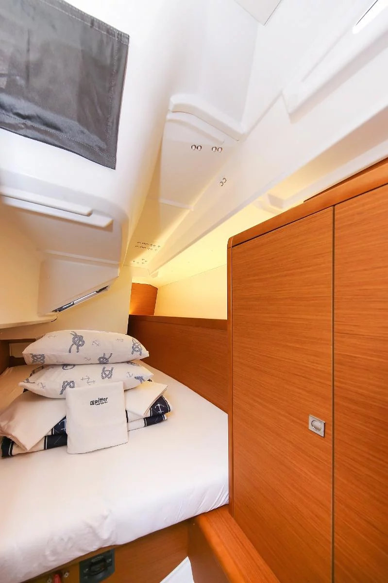 Sun Odyssey 349 (Polly Fun)  - 31