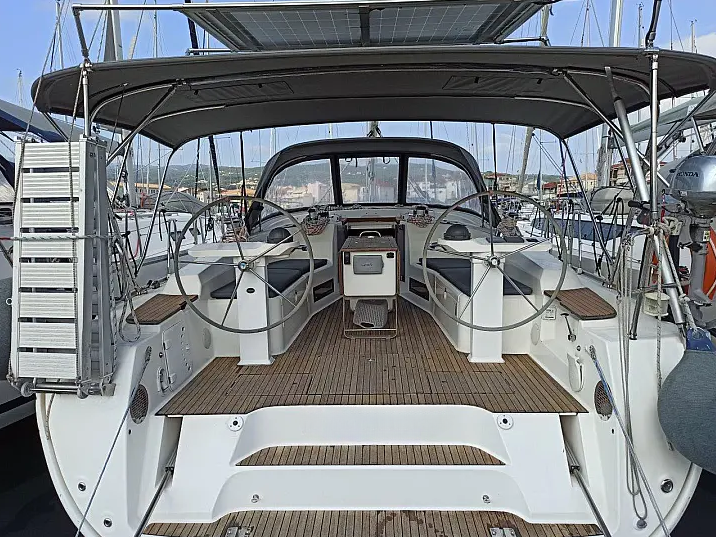Photo #1 - Bavaria Cruiser 45 - 4 cab. (Saffron) in Lefkada - 33167