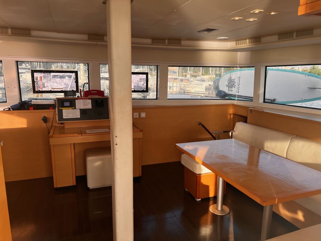 Photo #4 - Lagoon 52 F - 6 + 2 cab. (BERLIOZ_DB) in Le Marin - 33169