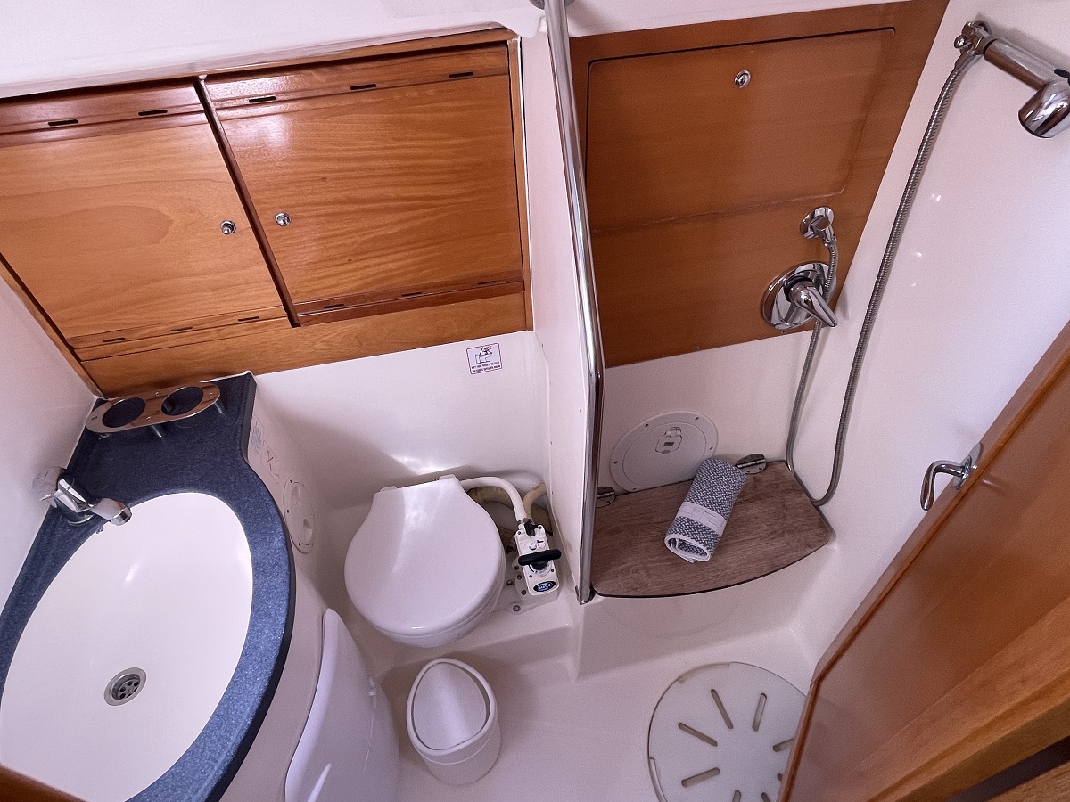 Photo #4 - Bavaria 40 Cruiser (Philomila) in Preveza - 33194