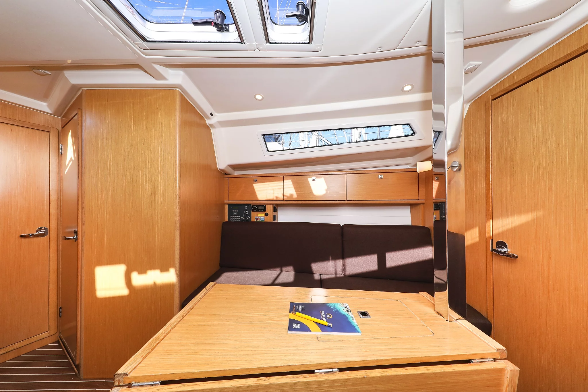 Bavaria Cruiser 34 (Lady One)  - 38