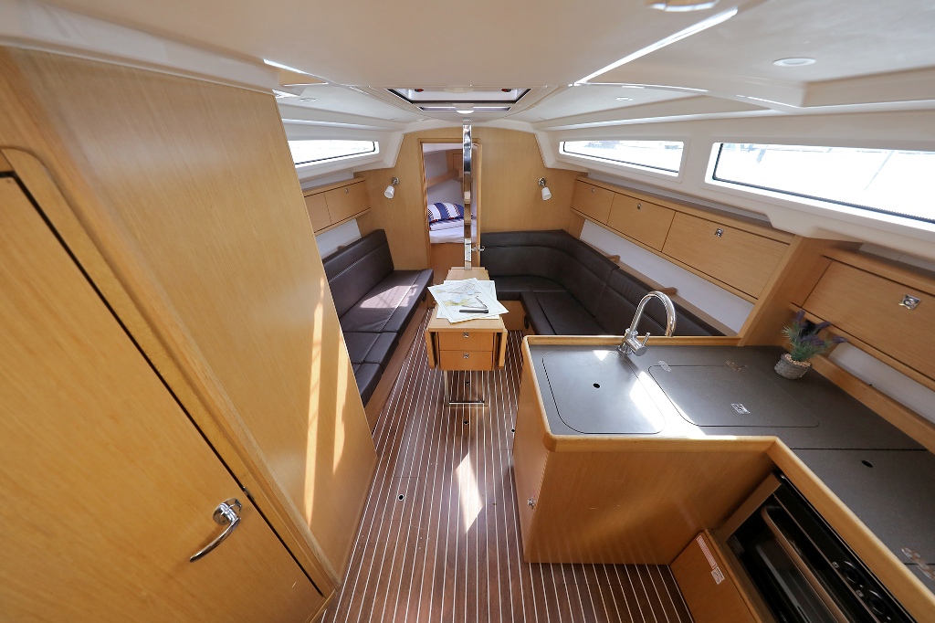 Photo #13 - Bavaria Cruiser 34 (Arizona) en Sibenik - 33212