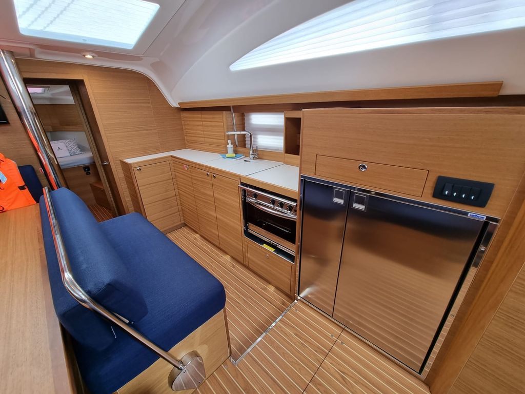 Photo #13 - Elan Impression 45.1 (Linea Uno) en Zadar - 33301