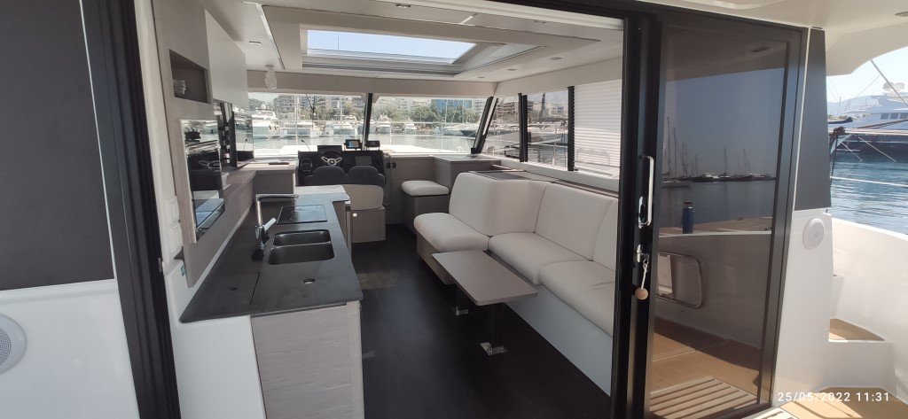 Photo #4 - Motor Yacht 4.S (MY ANGEL) in Athen - 33307