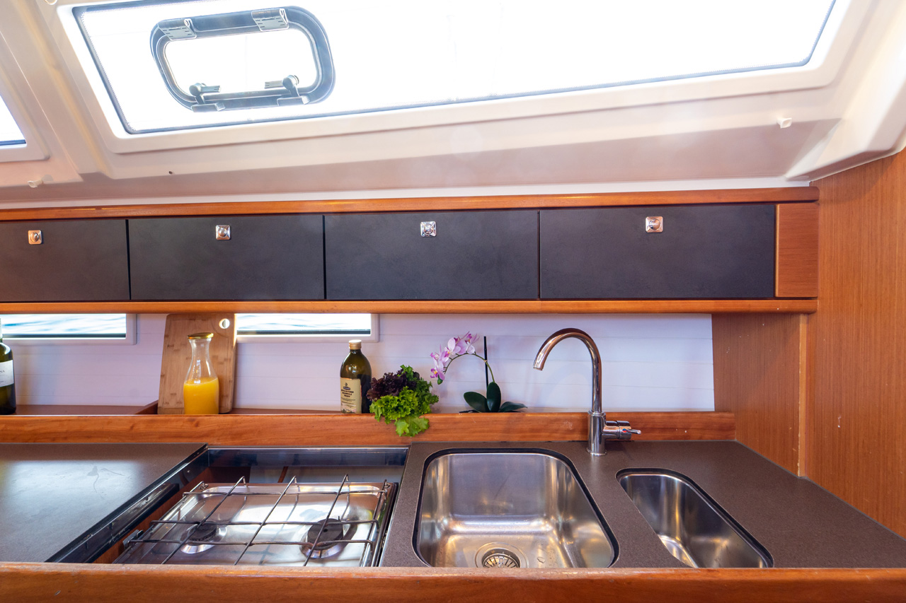 Photo #21 - Bavaria Cruiser 46 - 4 cab. (White Star) en Sibenik - 33332