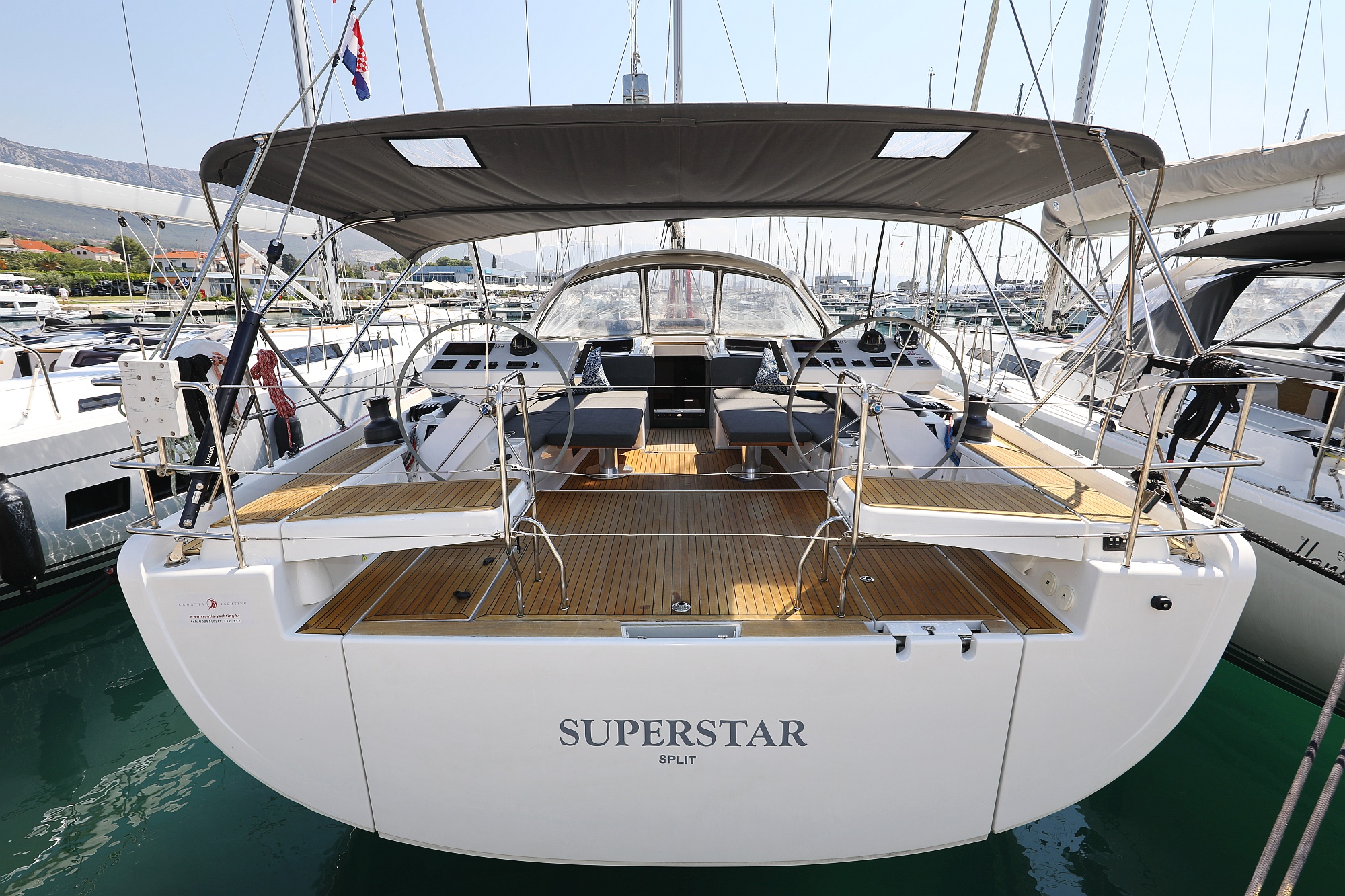Photo #8 - Hanse 588 - 5 + 1 cab. (Superstar) in Sibenik - 33337