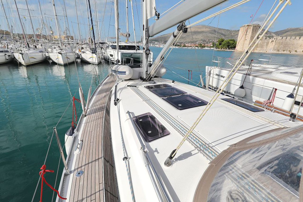 Photo #4 - Bavaria Cruiser 37 - 3 cab. (My Princess) en Trogir - 33346