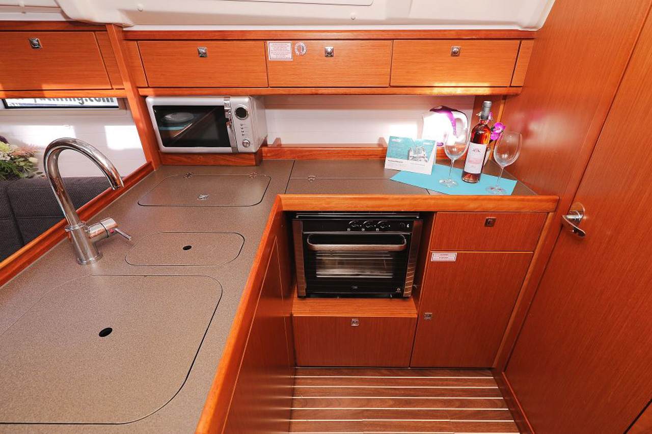 Photo #16 - Bavaria Cruiser 37 - 3 cab. (My Princess) en Trogir - 33346