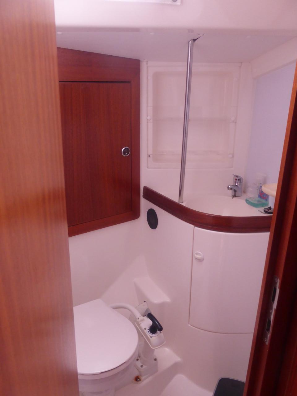 Photo #11 - Elan 45 (Nafsika) in Lefkada - 33370