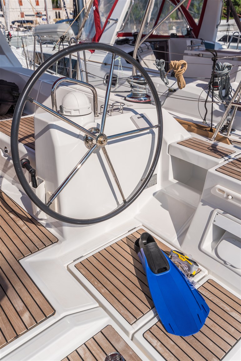 Photo #8 - Oceanis 45 - 4 cab. (Zoa) in Split - 33390
