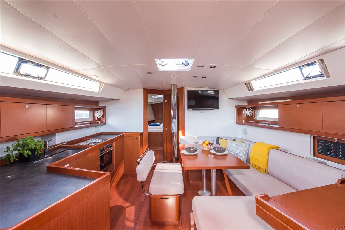 Photo #14 - Oceanis 45 - 4 cab. (Zoa) in Split - 33390