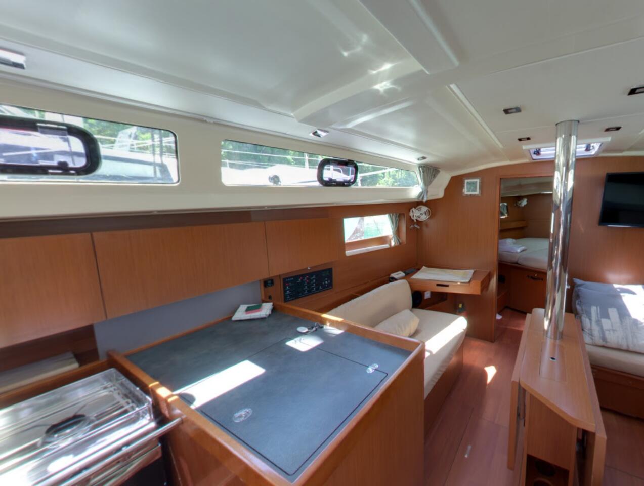 Photo #9 - Oceanis 38.1 (Luce) in Dubrovnik - 33397