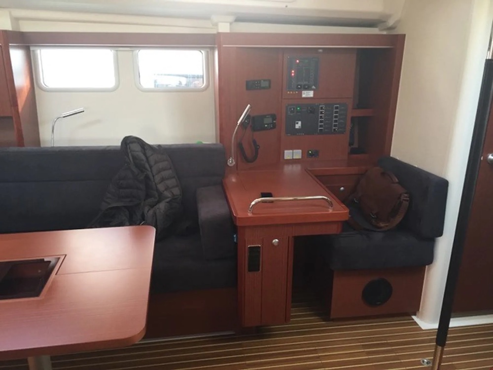 Photo #6 - Hanse 505 - 5 cab. (Amarone) in Trogir - 33504