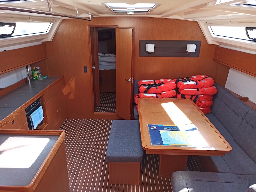Photo #7 - Bavaria Cruiser 46 - 4 cab. (Bardolino) en Trogir - 33534