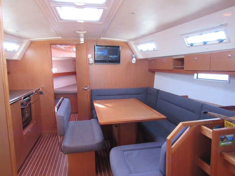 Photo #8 - Bavaria Cruiser 40 (Orca) en Split - 33559