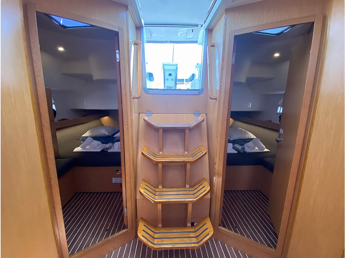 Photo #11 - Bavaria Cruiser 46 - 4 cab. (Kassandra) in Athen - 33573