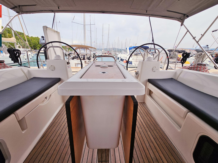 Photo #14 - Dufour 460 GL (Arioso) in Kastela - 33581
