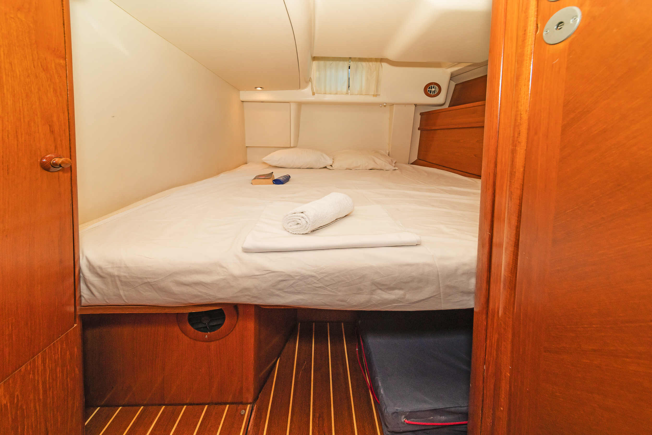 Photo #4 - Sun Odyssey 54 DS - 4 + 1 cab. (Veni) en Atenas - 33626