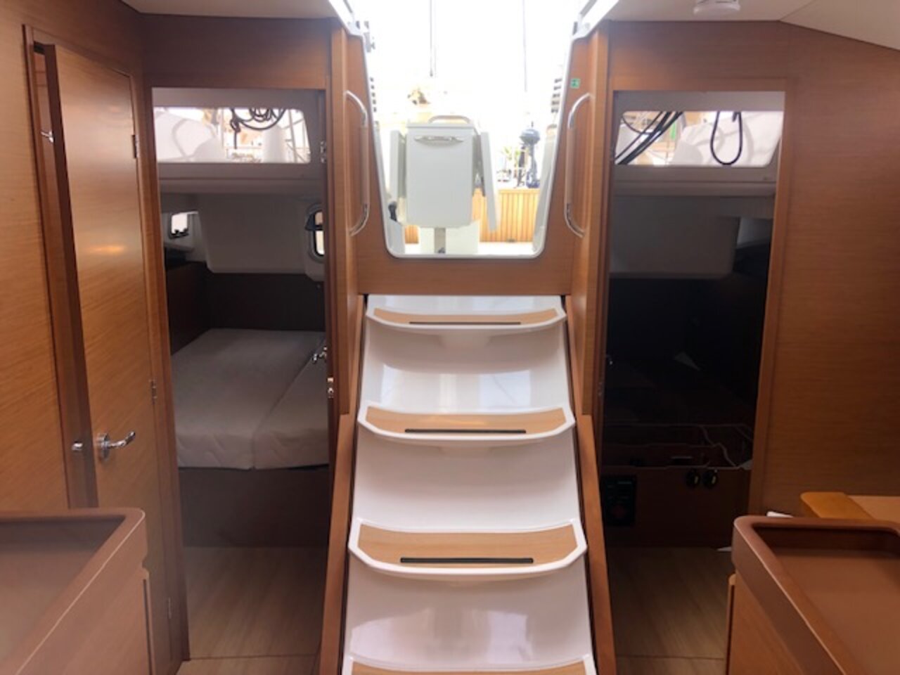 Photo #10 - Sun Odyssey 440 (Stardust) in Portisco - 33681