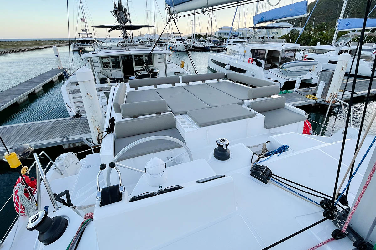 Photo #6 - Bali Catspace (Imy Austral) en Nanny Cay - 33707