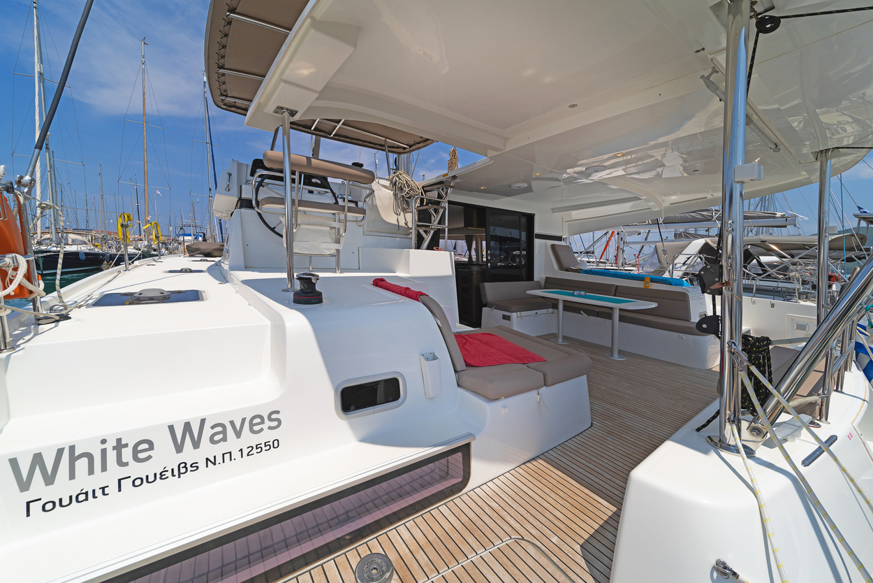 Photo #10 - Lagoon 42 - 4 + 2 cab. (White Waves) in Lefkada - 33762