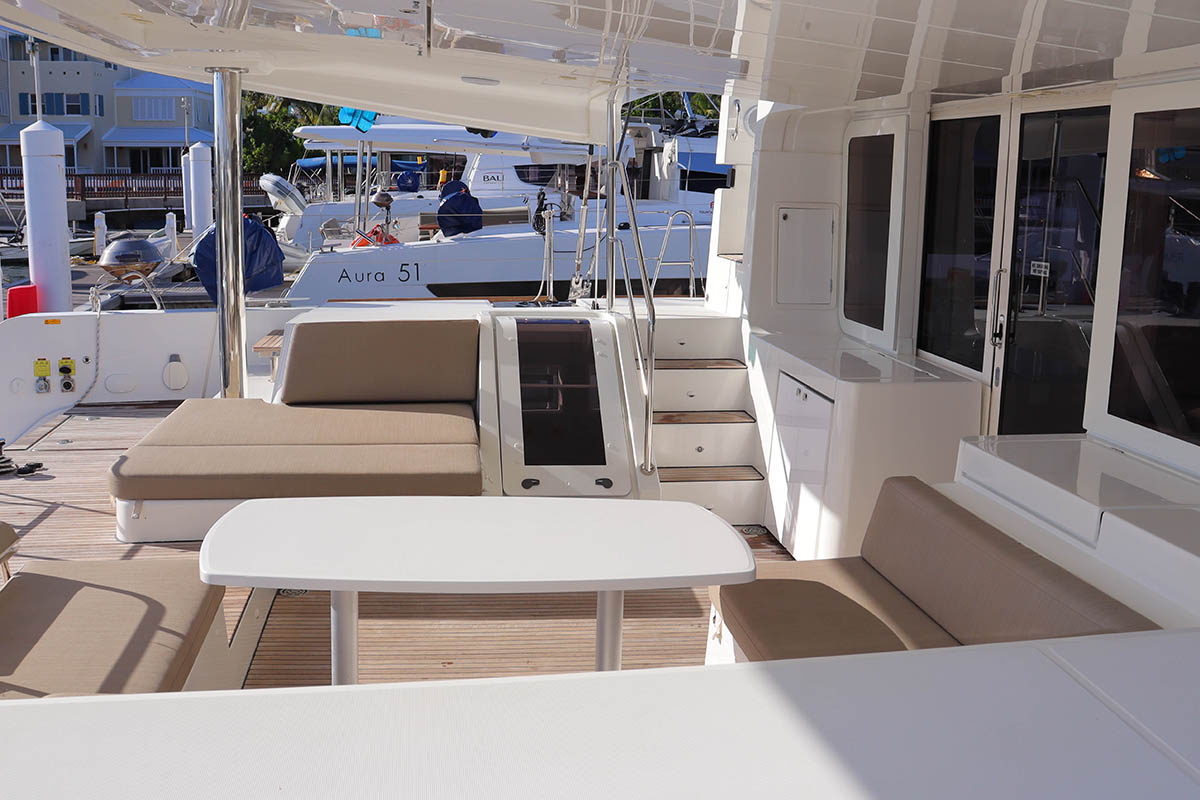 Photo #5 - Lagoon 52 F - 5 + 2 cab. (Happy Ours) in Nanny Cay - 33774