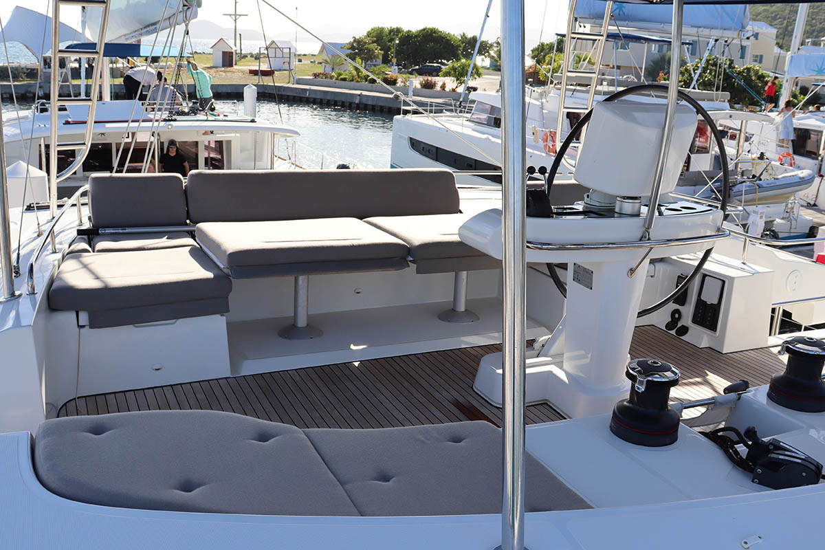 Photo #9 - Lagoon 52 F - 5 + 2 cab. (Happy Ours) in Nanny Cay - 33774
