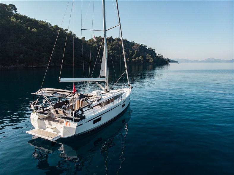 Photo #4 - Bavaria C42 (Aruna) in Fethiye - 33793