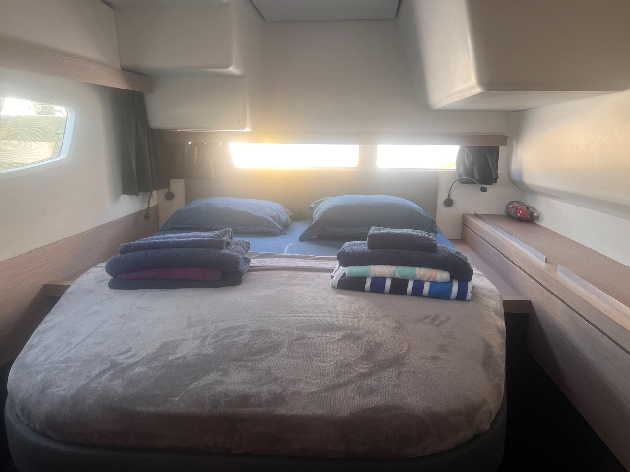 Photo #7 - Fountaine Pajot Isla 40 - 4 + 1 cab. (QUARDA JEEPI) in Parham Town - 33814
