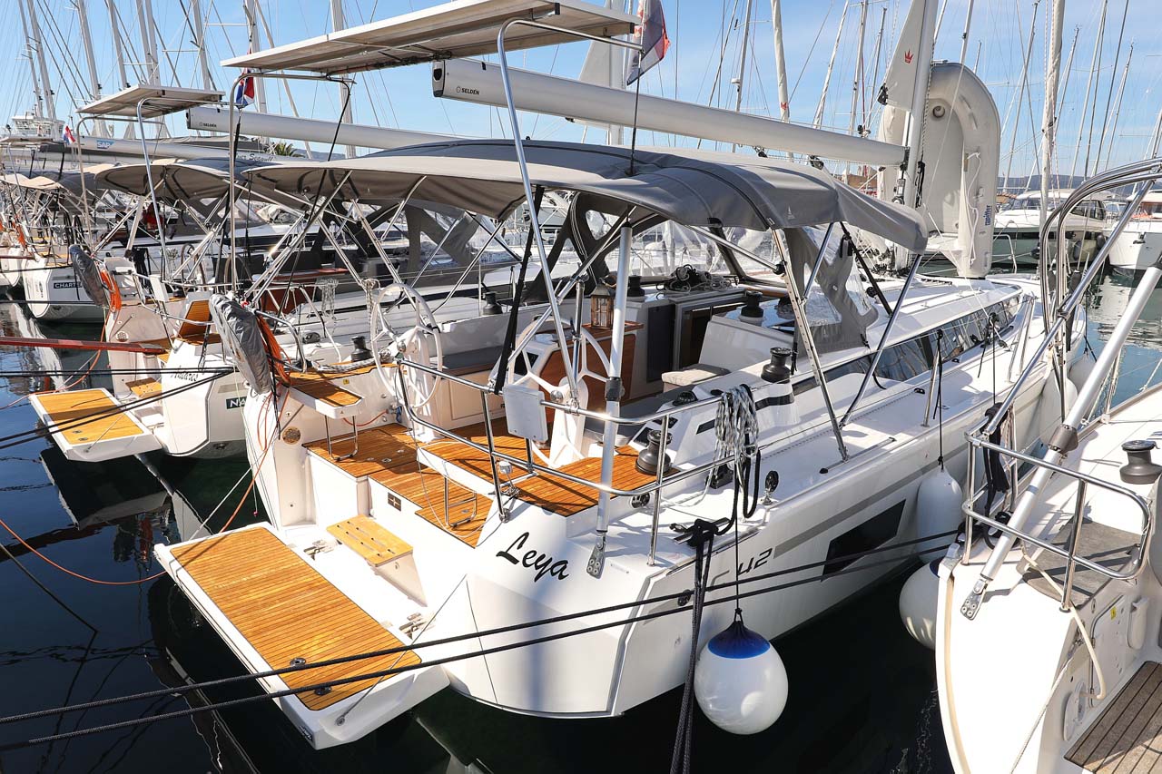 Photo #4 - Bavaria C42 Style (Leya) in Biograd - 33824