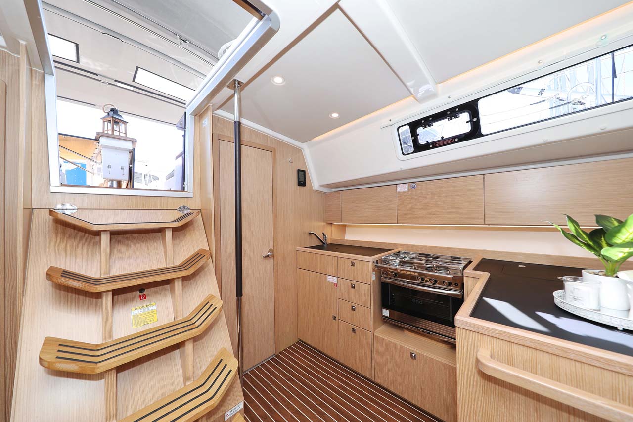 Photo #19 - Bavaria C42 Style (Leya) in Biograd - 33824